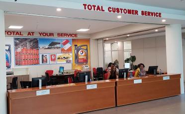 Total customer service
